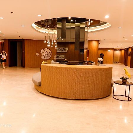 Shore 2 Residences 1Br Deluxe Room In Moa Complex Manila Esterno foto