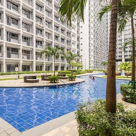 Shore 2 Residences 1Br Deluxe Room In Moa Complex Manila Esterno foto