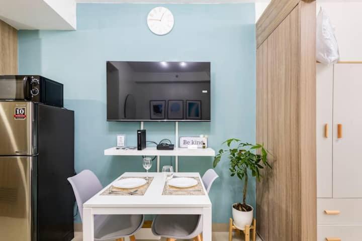 Shore 2 Residences 1Br Deluxe Room In Moa Complex Manila Esterno foto